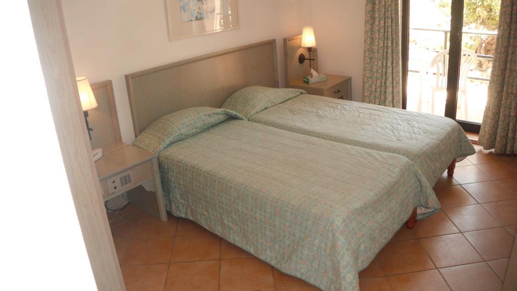 Comino Hotel Luaran gambar