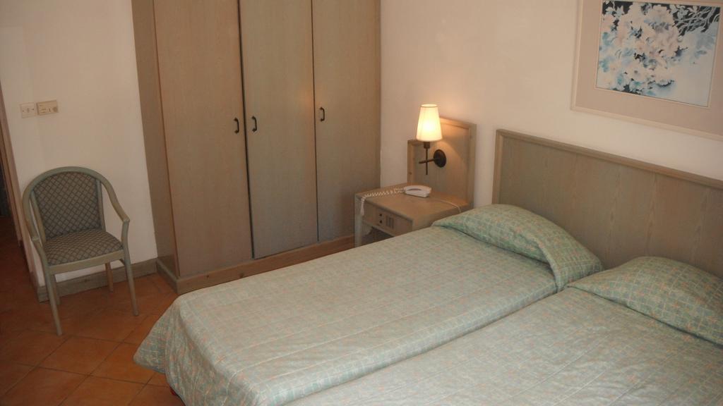 Comino Hotel Luaran gambar