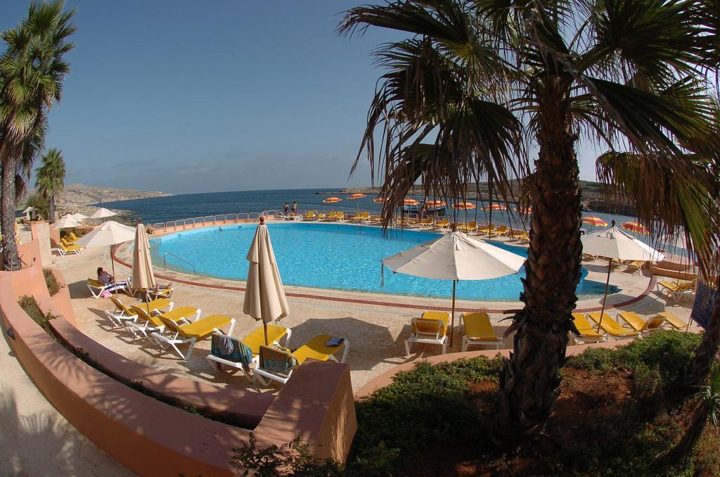 Comino Hotel Luaran gambar